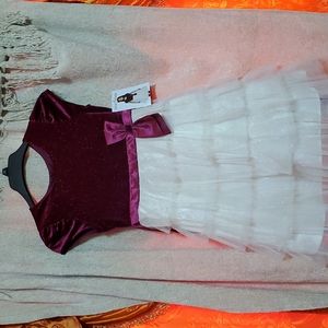 Purple and white party dress size 12 :)